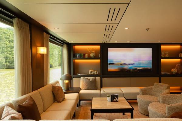 Avalon Alegria Gallery Image